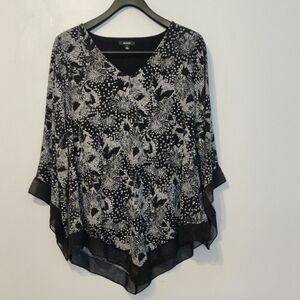 Alfani Black and White Asymmetrical 3/4 Sleeve Blouse